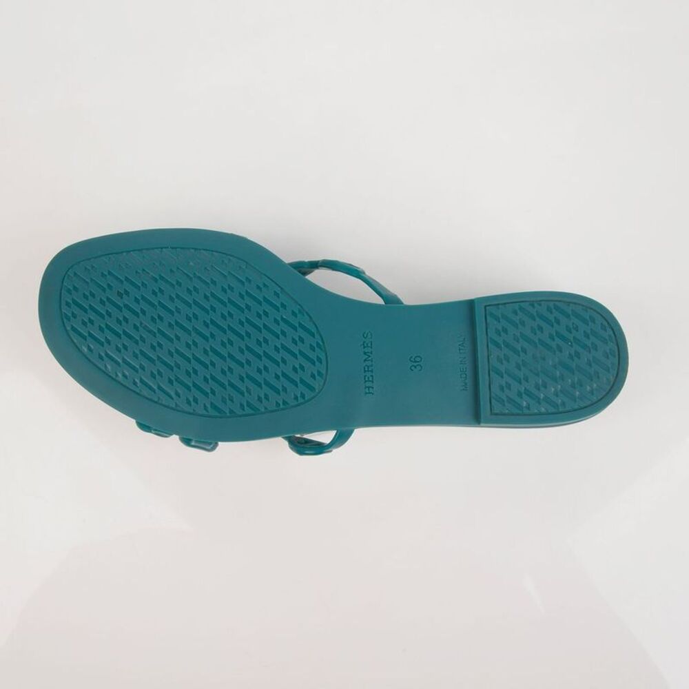 Size Rivage Sandals - Picture 9 of 10